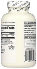 365 Vitamin C 1000mg bottle pour demonstrates easy daily dosing.