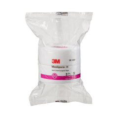 3M Medipore H perforated tape waterproof feature demonstrated on skin