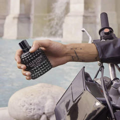 A CENTER Valentine Milano bottle side view, premium notes for evening occasions