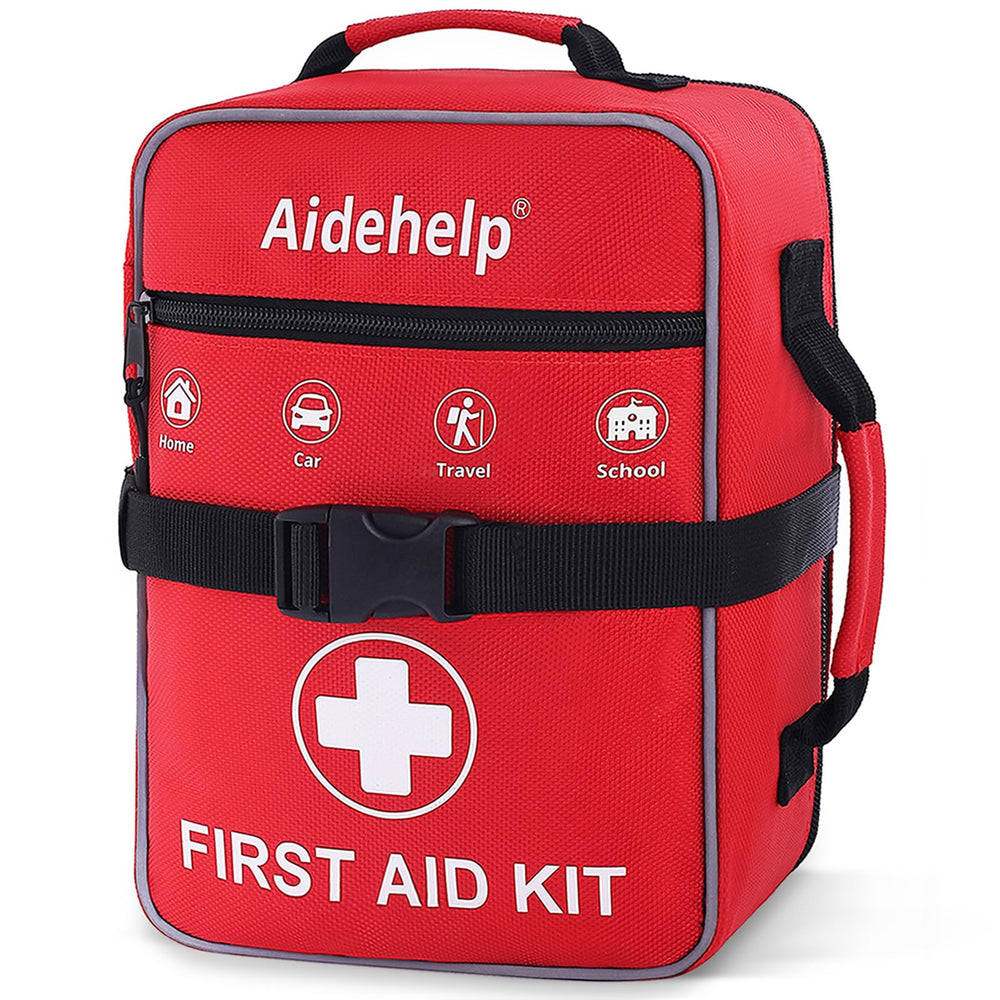 Aidehelp 520-piece first aid kit bag open shows quick-access compartments for urgent care.
