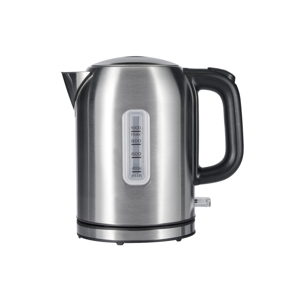 Amazon Basics Electric Kettle spout pour enables precise hot water for tea and coffee