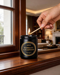 AOOVOO black jar with gold embossing adds an elegant gift-ready detail.