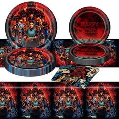 Aorsewynn Stranger Things tablecover creates immersive party ambiance.