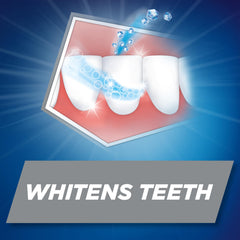 Aquafresh Extreme Clean mint blast toothpaste for refreshing breath and clean teeth.