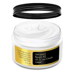 BabyFaceDiary FUNNIR snail mucin moisturizer jar close-up showing hydration