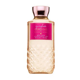 Bath & Body Works Gingham Gorgeous Body Wash bottle pour shows gentle daily cleanse.