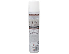 Batiste dry shampoo on hair boosts texture without white residue.