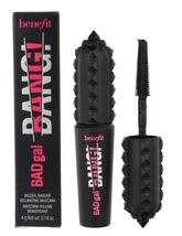 Benefit BADgal Bang mini mascara close-up of the brush for precise root-to-tip application
