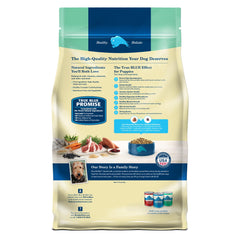 Blue Buffalo Life Protection puppy bag front highlights natural ingredients and DHA/ARA benefits.