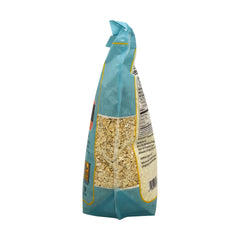 Close-up of whole grain oats from Bob's Red Mill showing texture
