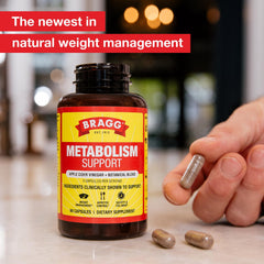 Bragg Metabolism Support label close-up highlighting apple cider vinegar content.