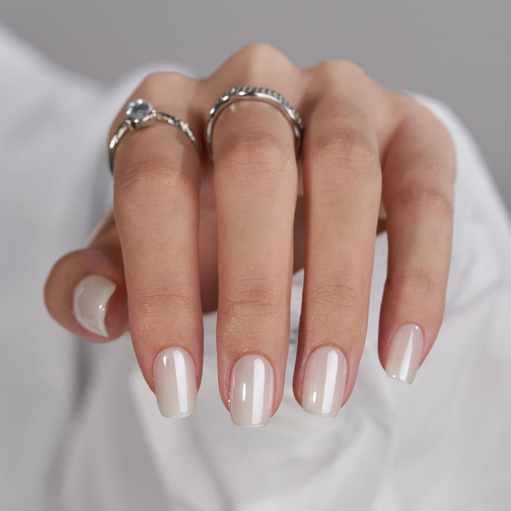 BTArtbox press-on nails short white soft gel close-up with chrome square tips