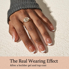 Natural-looking curved-nail fit with comfortable wear and no stinging