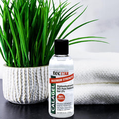 Calagel bottle shows diphenhydramine HCl 2% as the active ingredient on the label.