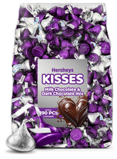 Candylish chocolate mix in milk and dark chocolate with silver-purple foils, perfect for candy bowls