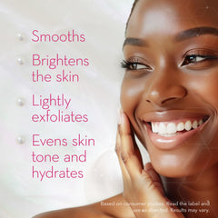 Cicatricure brightening formula label close-up emphasizes Pearl Glow and Tranexamic Acid.