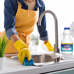Closeup of the Clorox label highlights 99.9% disinfection for laundry and surfaces.