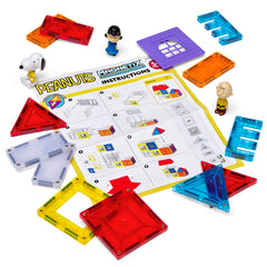 Cra-Z-Art Magnetix Peanuts yard area with grass and interactive setup for Peanuts scene