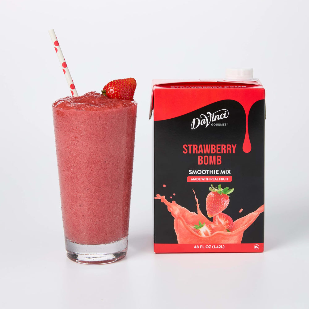 DaVinci Gourmet Strawberry Bomb Smoothie bottle pour highlights real fruit flavor.