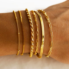 DEARMAY figaro bracelet with layering potential for everyday elegance.