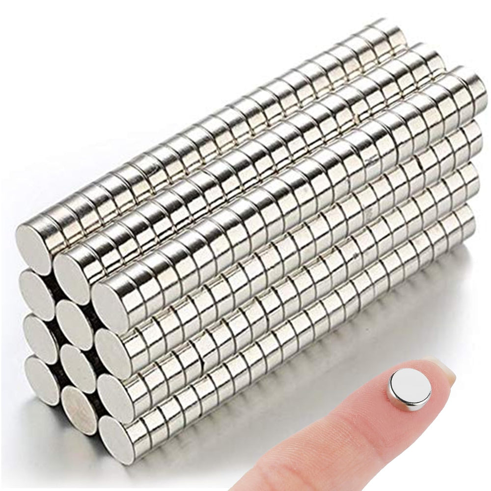 DIYMAG fridge magnets 100-pack for versatile hanging and organization