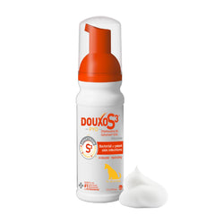 Douxo S3 Pyo Mousse bottle front highlighting antiseptic and hydrating formula for dogs.