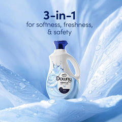 Downy Gentle Soft Ocean Mist close-up of the dispenser for easy pouring.