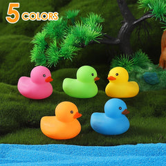 Ensbelei cute yellow ducks provide visual stimulation during water play.