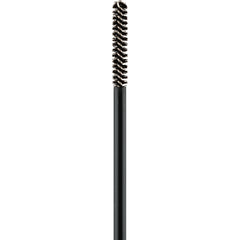 essence Lash Princess Slim Brush closeup on lashes with lifted curl