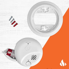 First Alert SMI100 test/silence button ensures reliable functionality without disturbance.