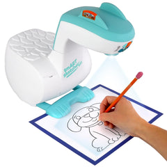 Flycatcher Smart Sketcher 2.0 projector displays drawing outlines for easy tracing.