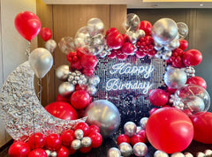 FOTIOMRG red 5-inch balloons create lush clusters for accents.
