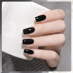 GAOY 1001 gel polish under UV LED lamp for a fast 60-second cure.