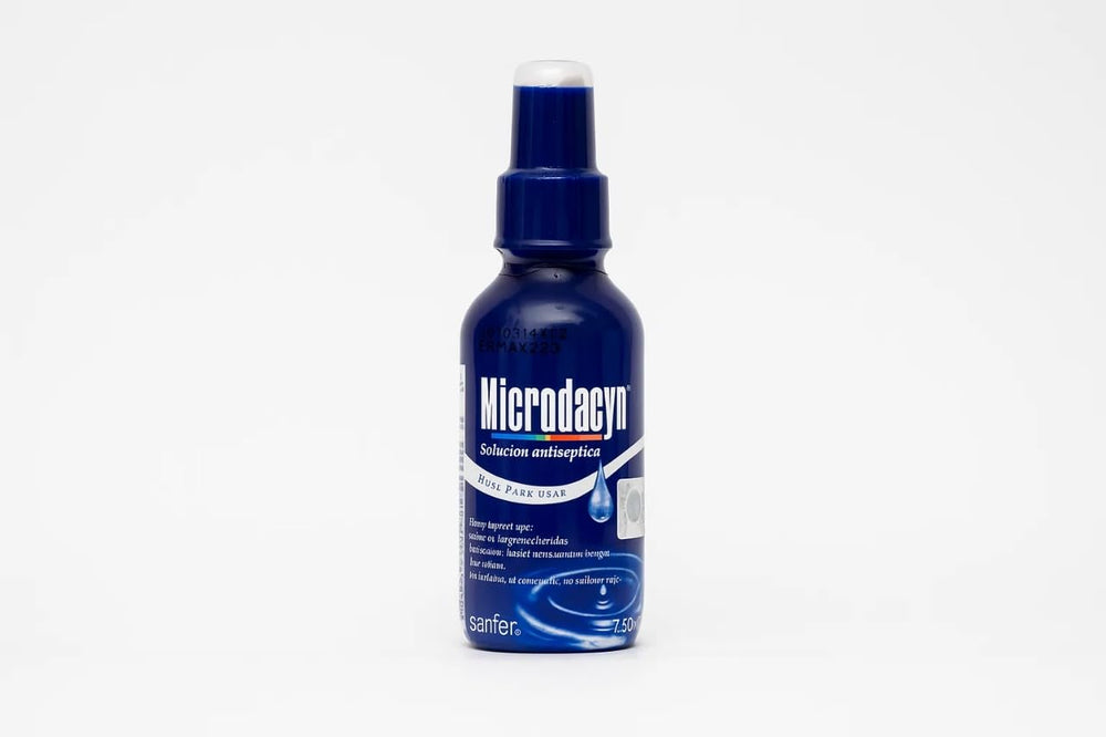 Generic Micro-dacyn Skin Antiseptic Spray bottle for safe wound cleansing