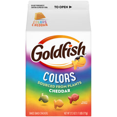 Goldfish Colors Cheddar crackers close-up showing cheesy crunch and bright hues.