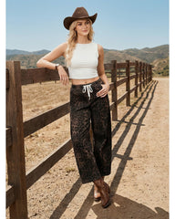 GRAPENT leopard-print close-up highlights retro flair and stretch denim