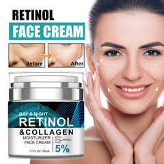 Texture swirl of Grospe Retinol Collagen Cream showing light absorption