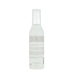 Hairitage detangling spray mist-on-hair closeup—fast detangling on damp strands