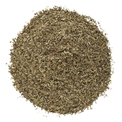 Halo Naturals organic spearmint leaves close-up showcasing vibrant aroma.