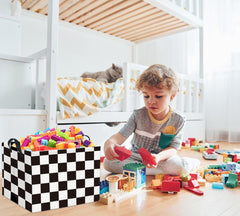 HIYAGON canvas exterior with waterproof lining protects belongings during storage