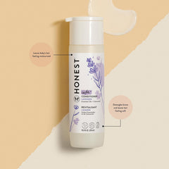 The Honest Company lavender scent creates a calming bath-time ambiance for baby and family.
