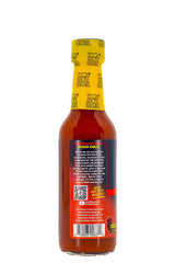 HOT ONES Pickled Garlic Sriracha label close-up highlights natural ingredients.