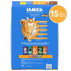 IAMS Healthy Enjoyment chicken-salmon kibble close-up highlights protein-rich pieces