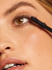 ILIA Fullest mascara on natural lashes with fuller definition