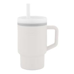 Infantino My 1st Tumbler with baby-friendly handle enables easy on-the-go sipping.