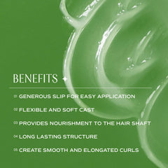 INNERSENSE I Create Curl Memory Gel swatch illustrates pliable texture and shine.
