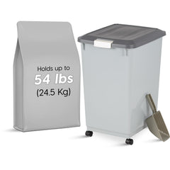 IRIS USA airtight lid keeps moisture out to preserve kibble freshness.
