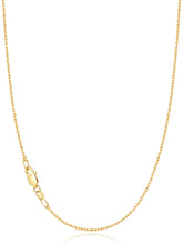 Jewlpire 18k gold plated chain close-up with smooth links for daily wear.