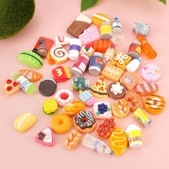 Kapeiluo hand-painted resin details add crisp style to mini dioramas and photography props.