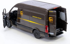 KiNSMART die-cast metal details highlight authentic logos and craftsmanship.